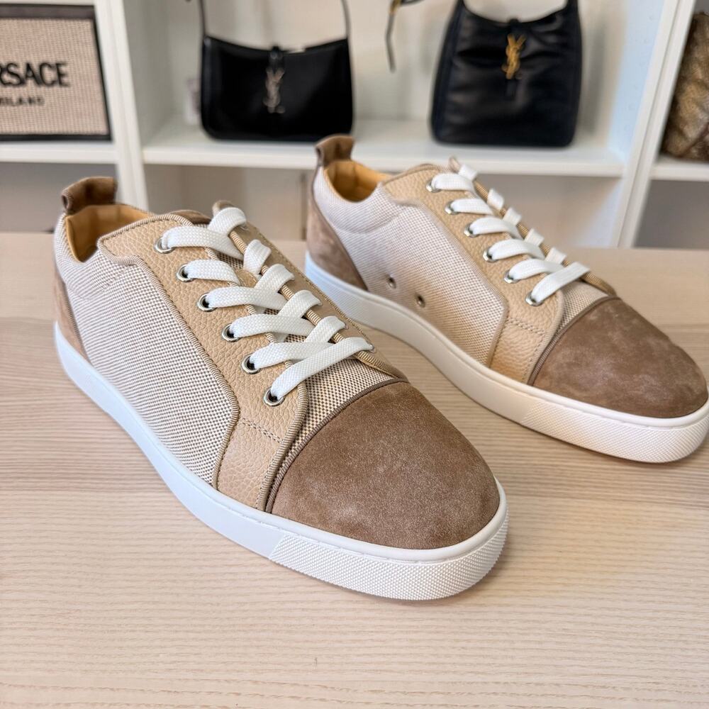 Christian Louboutin Men's Louis Junior Suede Low-Top Sneakers Size 9US/42EU